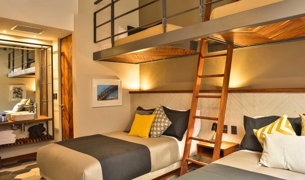 Hotel Criol كويريتارو المظهر الخارجي الصورة Family Suite